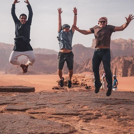 Wadi Rum Galaxy Camp Ngoại thất bức ảnh