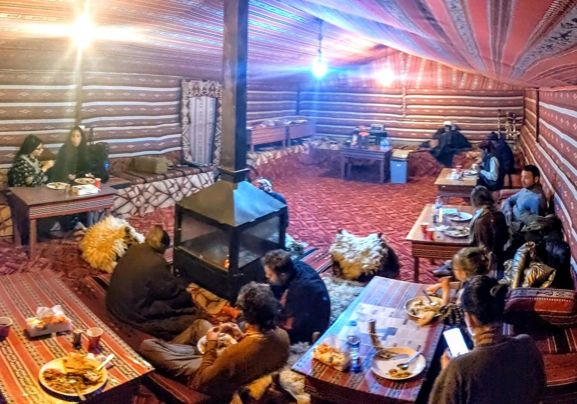 Wadi Rum Galaxy Camp Ngoại thất bức ảnh
