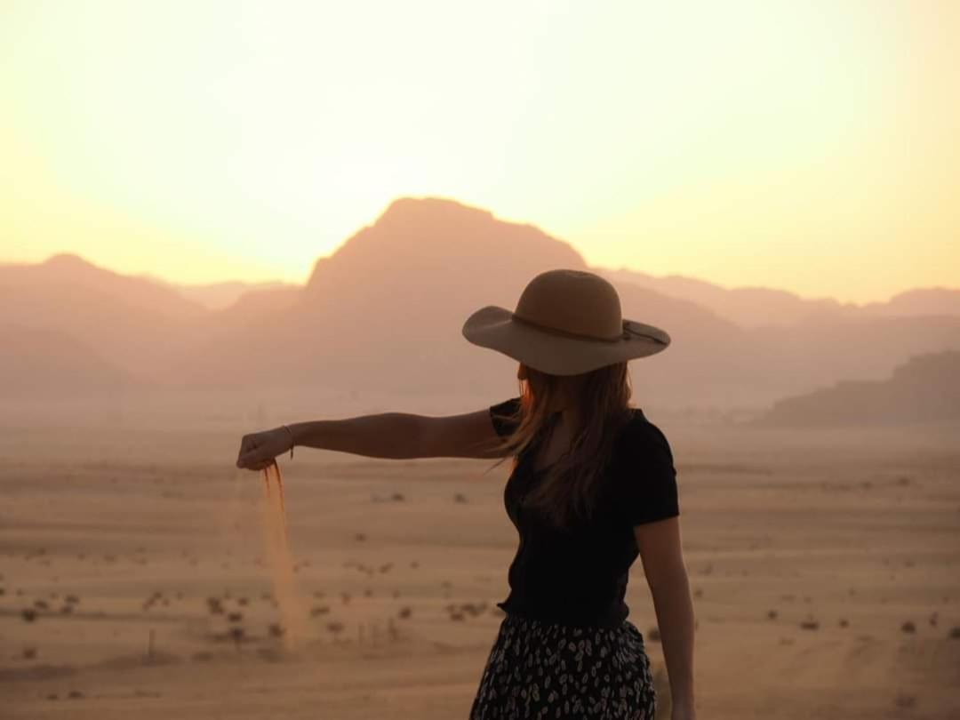 Wadi Rum Galaxy Camp Ngoại thất bức ảnh